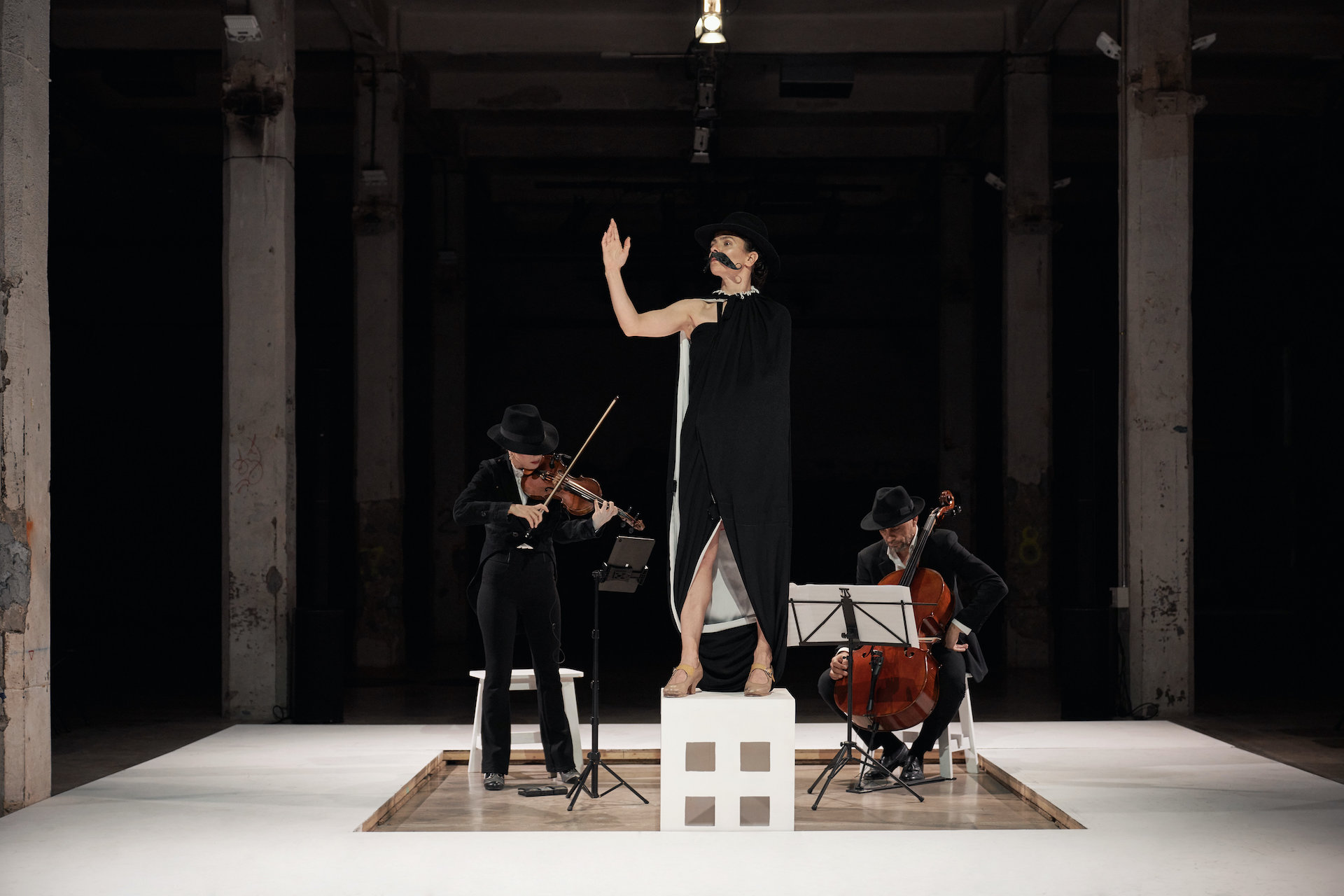 Intangible o la mujer que quiso ser hombre