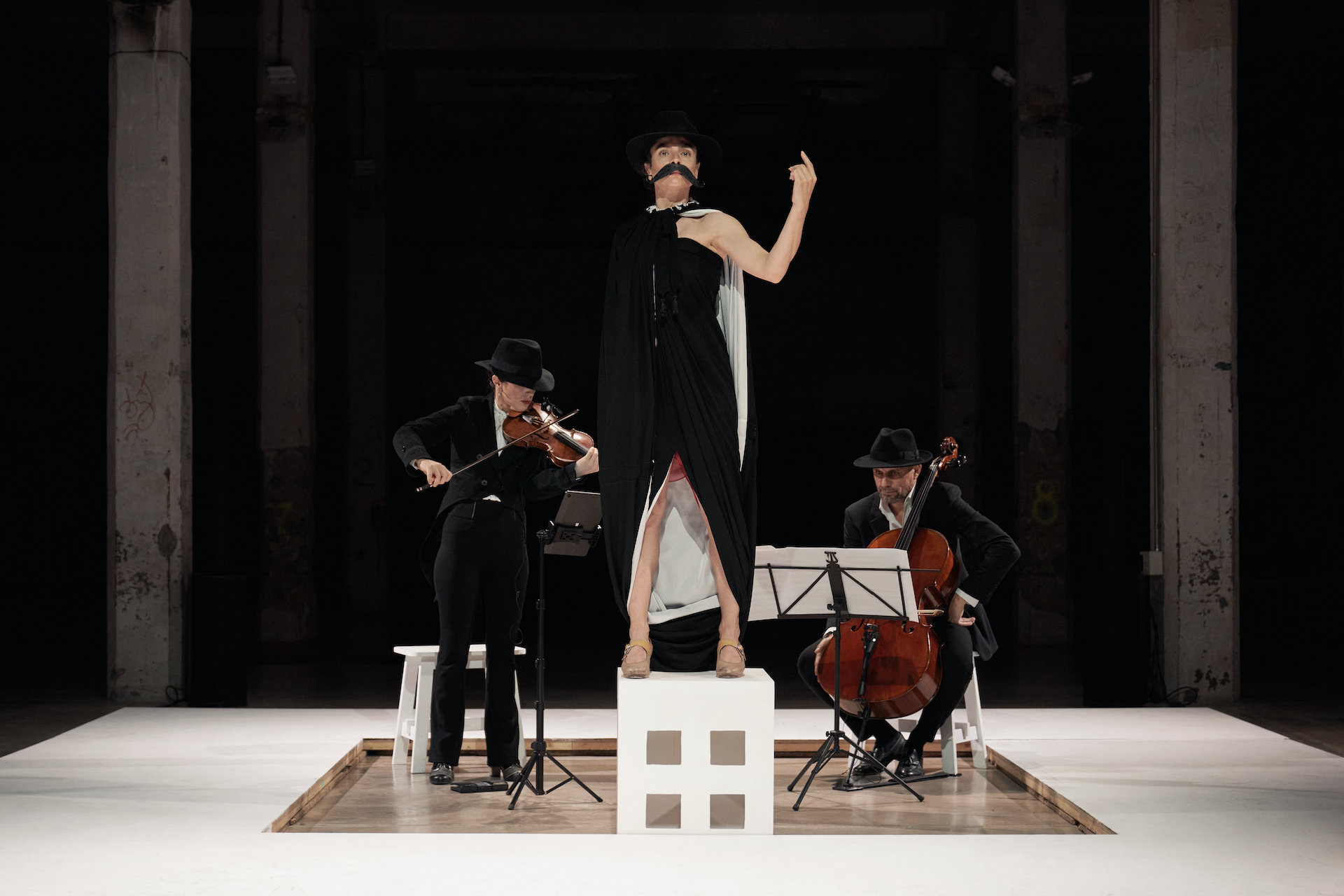 Intangible o la mujer que quiso ser hombre